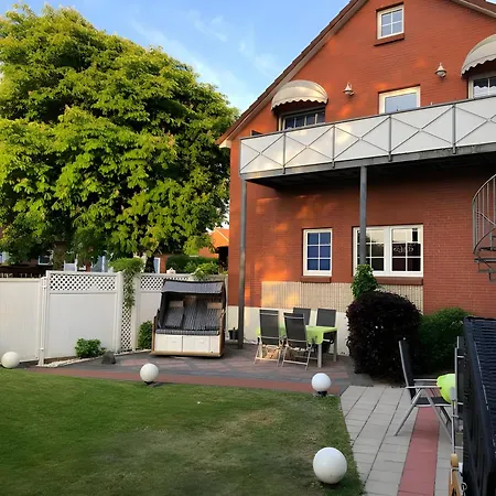 Holiday home Thoennes *