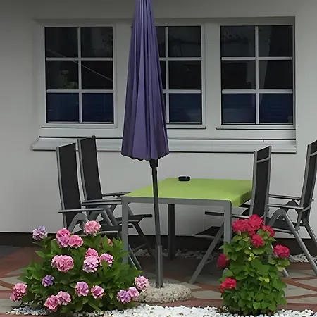 Holiday home Thoennes
